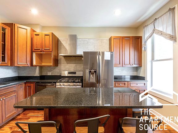 3rd image of 4343 W North Ave #2