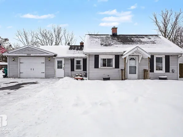 1084 Midland Rd, Bay City, MI 48706