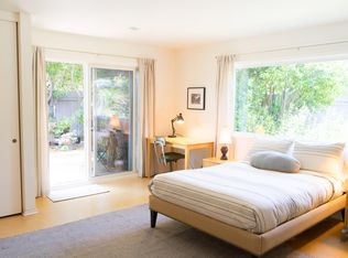 1034 E Pinehurst Pl, Camarillo, CA 93010