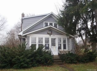 645 W Huron River Dr, Van Buren Township, MI 48111