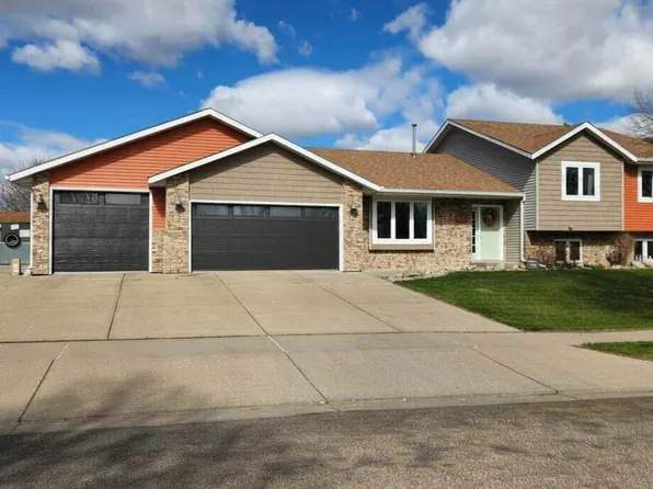 2630 Henry St, Bismarck, ND 58503