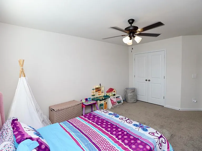 1049 Crescent Moon Loop — Photo 51