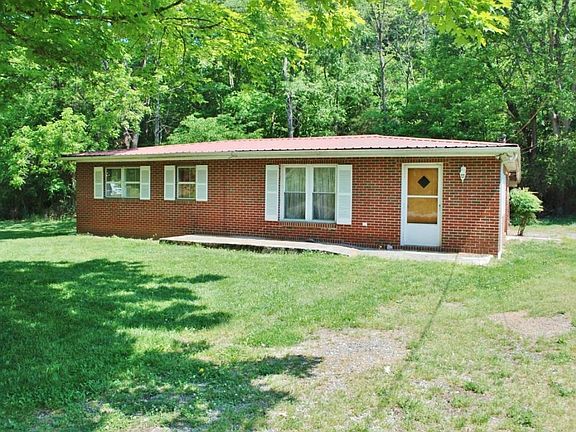 2nd image of 434 Old Dandridge Park