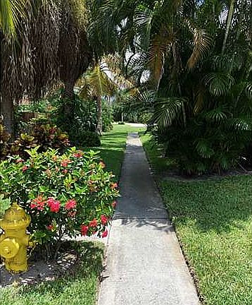 2nd image of 6007 SE Riverboat Dr #804