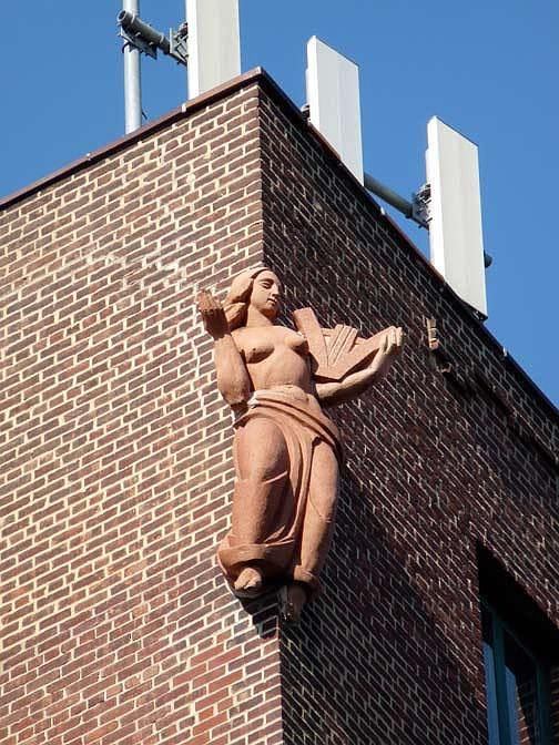 2nd image of 1409-1439 Metropolitan Ave