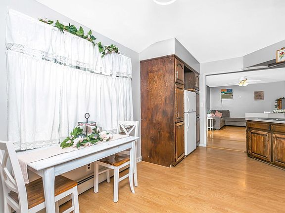 5th image of 34 Haight St