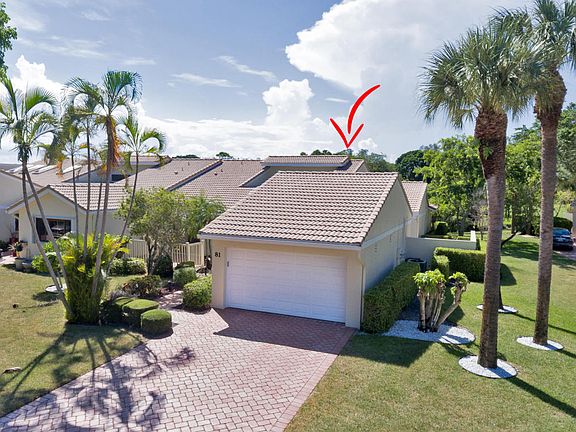 2nd image of 81 Hampshire Ln #81