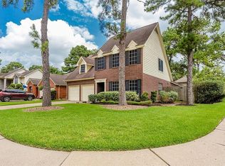 8602 Plum Lake Dr, Houston, TX 77095