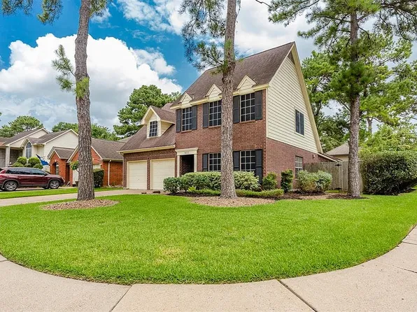8602 Plum Lake Dr, Houston, TX 77095