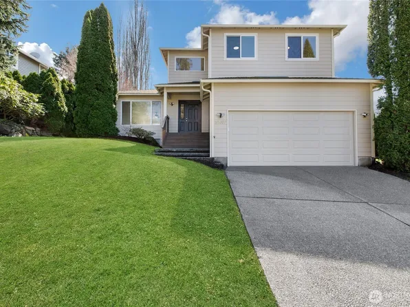 25207 Lake Wilderness Country Club Drive SE, Maple Valley, WA 98038