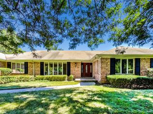 205 Enid Ln, Northfield, IL 60093