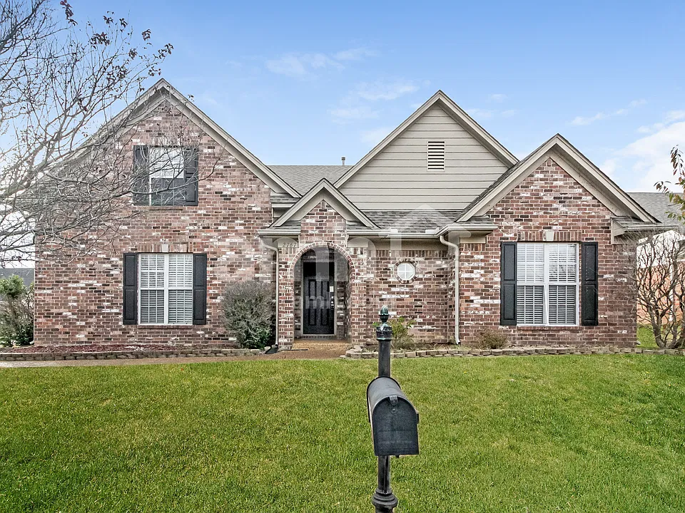2767 Shady Well Cv