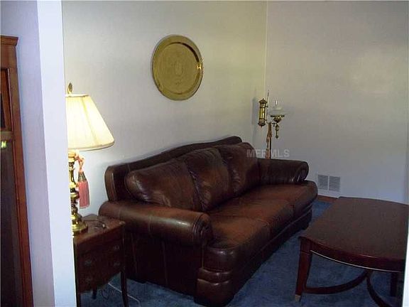 5th image of 7326 Woodknot Ct