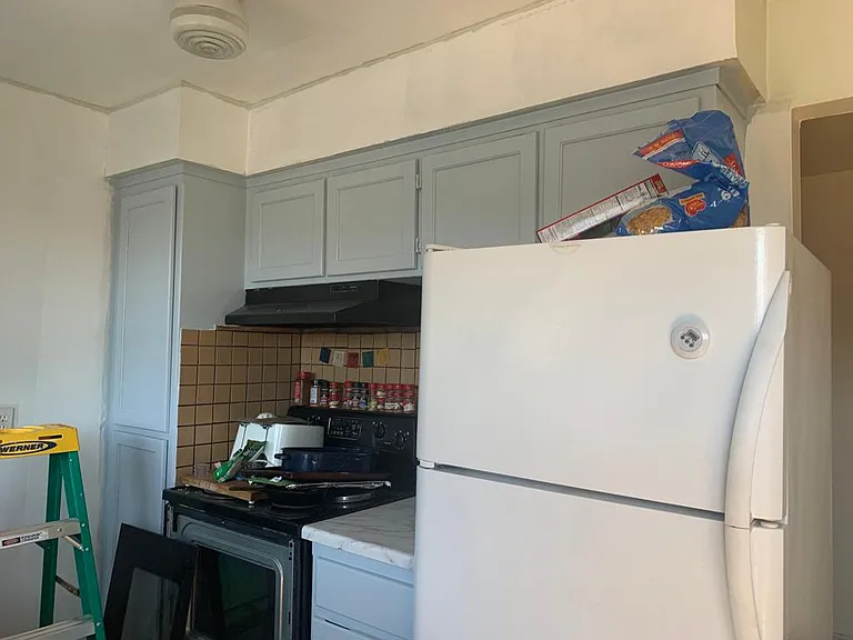 927 Delport Ave #4 — Photo 7