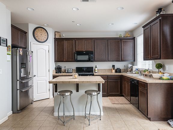 4th image of 106 Pellegrino Ct