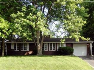 3904 E Park Ln, Decatur, IL 62521