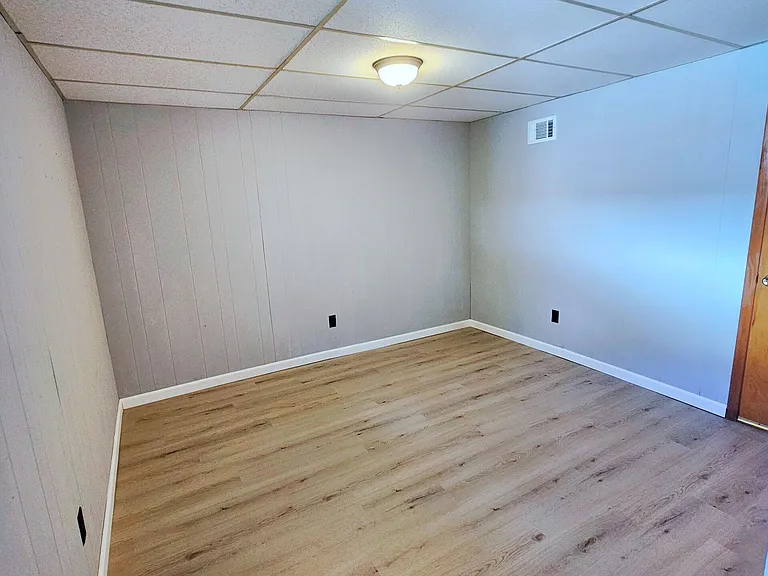 454 Hutton Ln #A — Photo 17