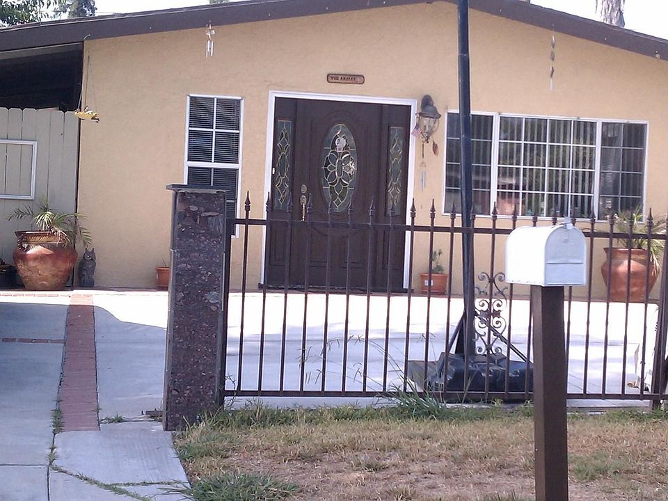 1st image of 15546 Blackwood St