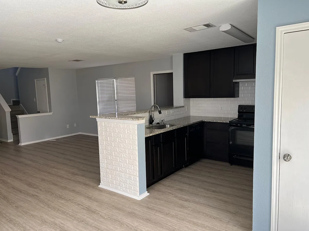 Building Photo - 13321 Alysheba Dr