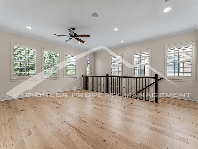 9151 E 29th Ave — Photo 16