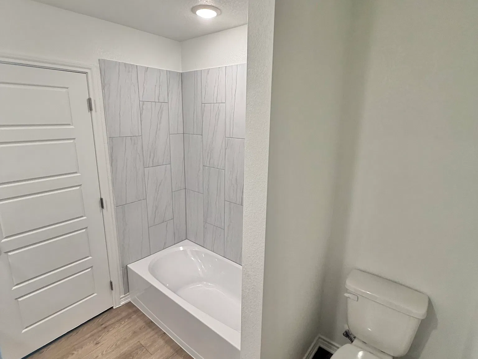 3 bed, 1350 sqft, $1,450 — Photo 4