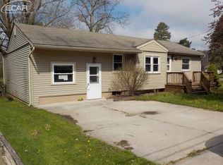 3399 Mills Acres St, Flint, MI 48506