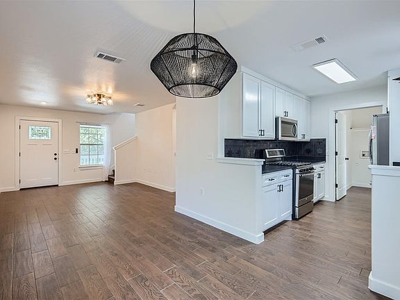 4th image of 6021 Perlita Dr