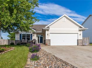 520 SE Westgate Dr, Waukee, IA 50263