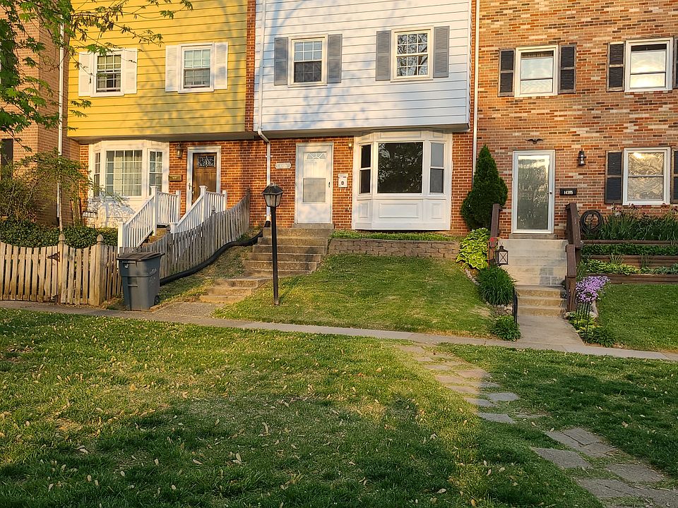 1st image of 14383 Berkshire Dr