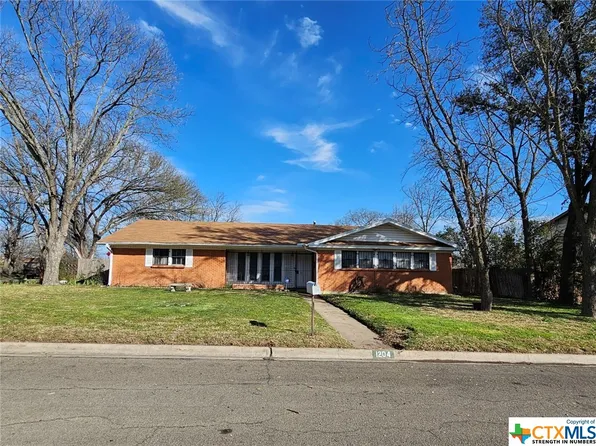 1204 N 42nd St, Killeen, TX 76543