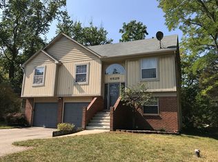 4629 S Commerce Rd, Commerce Township, MI 48382