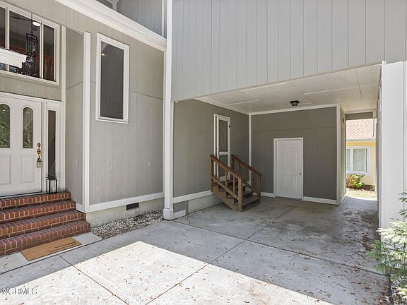 2nd image of 1026 Chadwick Shores Drive