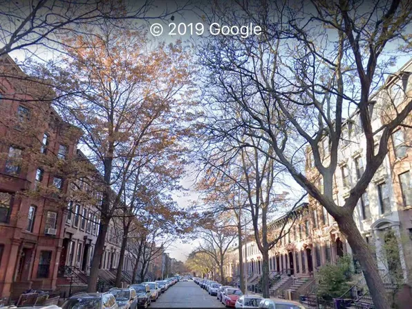 550 Vanderbilt Avenue image 25 of 30