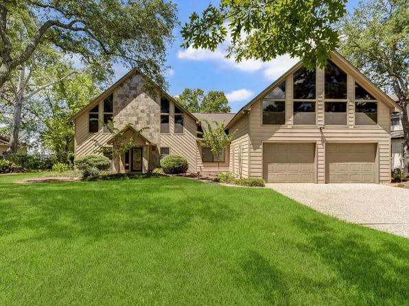 10045 Valley Dr S #1, Willis, TX 77318