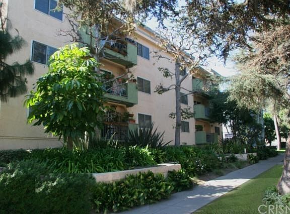 2nd image of 914 Lincoln Blvd APT 308