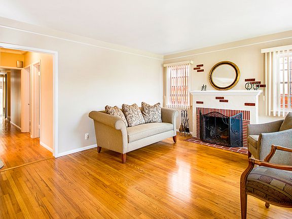 5th image of 4234 W 58th Pl