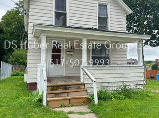 1412 Linval St, Lansing, MI 48910