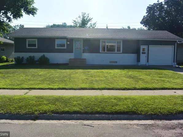 1810 Hennepin Ave N, Glencoe, MN 55336