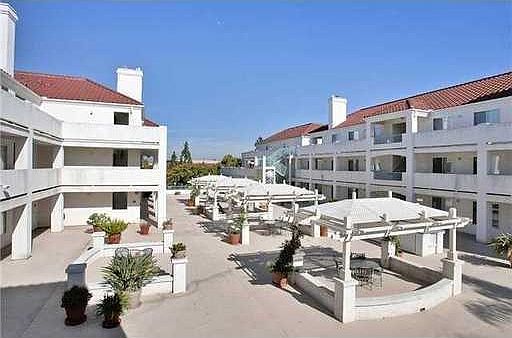 Sunny and clean courtyard