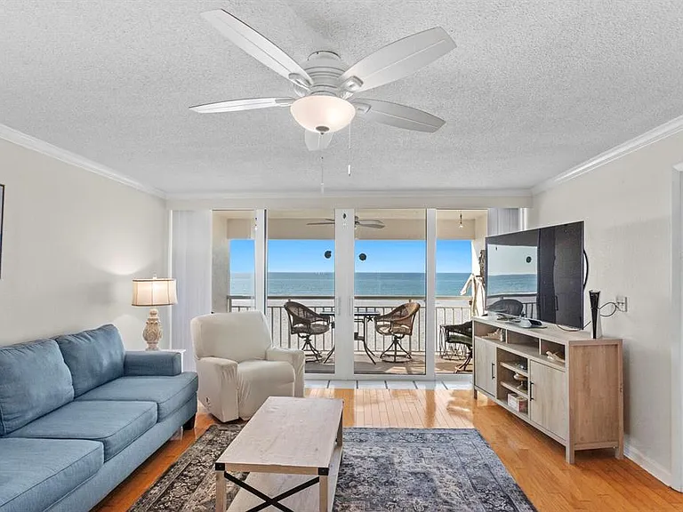 2900 Gulf Blvd #211 — Photo 13