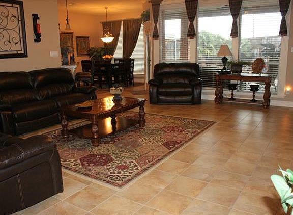 2nd image of 8 Crestlake Ct