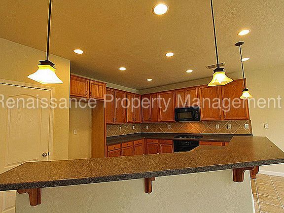 5th image of 250 American Farms Ave