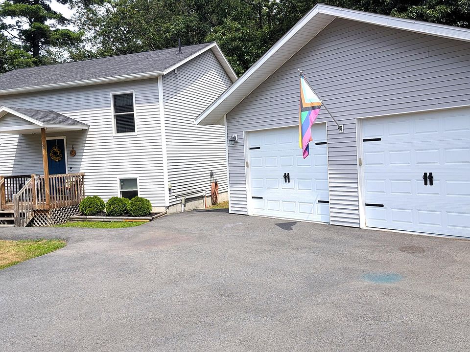 1st image of 37 Plains Rd
