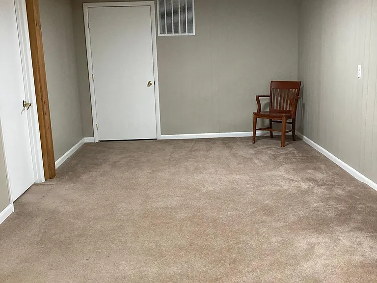 14376 Dorsey Mill Rd — Photo 37