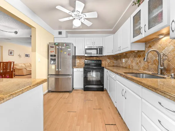 628 NW 13th Street #11, Boca Raton, FL 33486