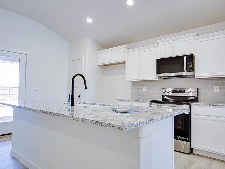 6601 Poppy Dr — Photo 7