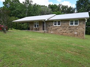 65 Glen Rich Dr, Parsons, TN 38363
