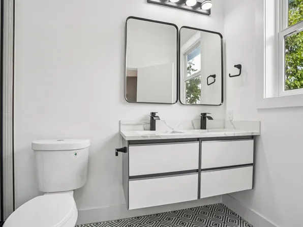 68 Thorne Street image 9 of 20