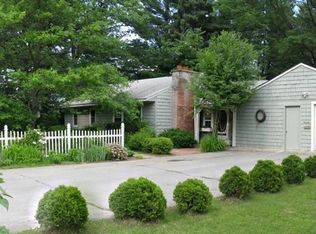 19 Greenway Dr, Queensbury, NY 12804