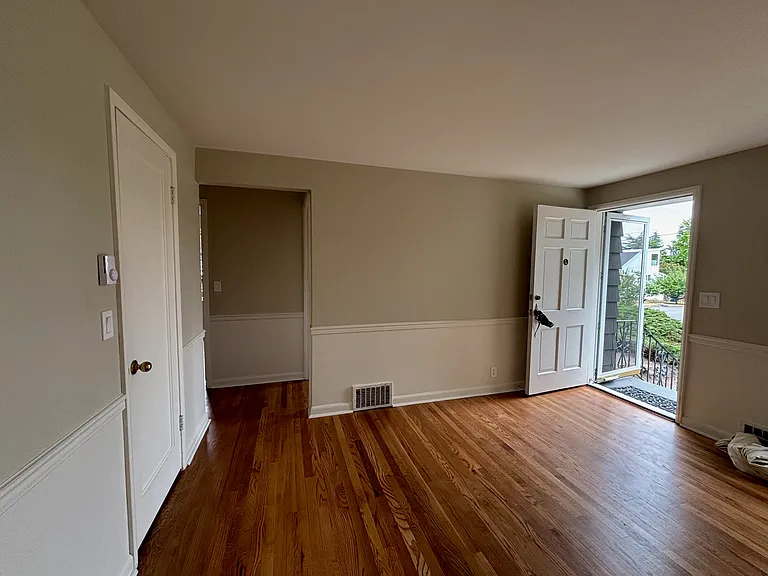 9521 12th Ave NW #1 — Photo 11